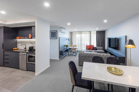 Deco Hotel Canberra - Accommodation Mt Buller 7