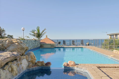 Eagle Heights Holiday Units - Scenic Unit - Accommodation Mt Buller 0