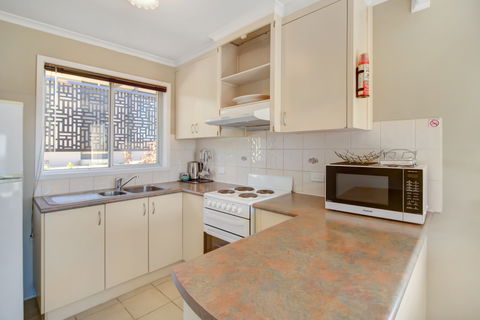 Eagle Heights Holiday Units - Scenic Unit - Accommodation Mt Buller 6