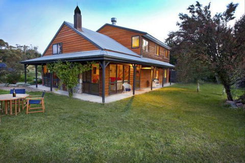 Eagles Range - Accommodation Mt Buller 0