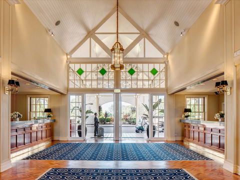 InterContinental Sanctuary Cove Resort - Accommodation Mt Buller 2