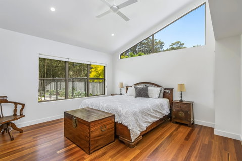 Lakeside Lodge Lake Cathie - Accommodation Mt Buller 4