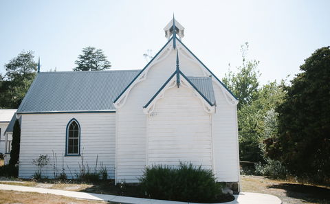Old White Church Bed And Breakfast - Accommodation Mt Buller 0