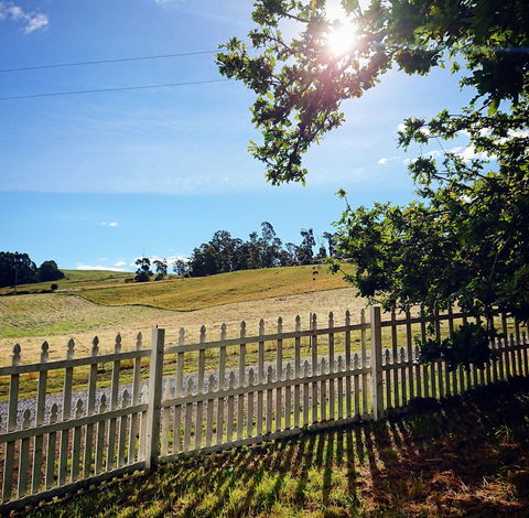 Old White Church Bed And Breakfast - Accommodation Mt Buller 3
