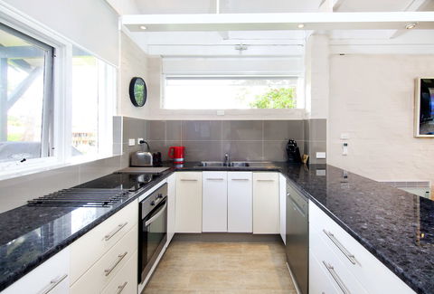 The View In Scotts Head - Accommodation Mt Buller 6