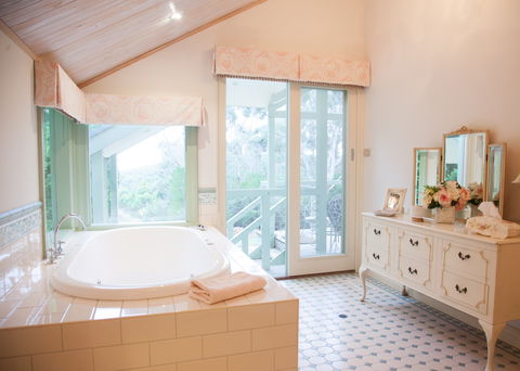 The Studio & The Barn - Accommodation Mt Buller 6