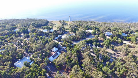 Waterfront Retreat At Wattle Point - Accommodation Mt Buller 0
