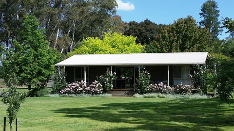 Camawald Coonawarra Cottage B&B - Accommodation Mt Buller 2