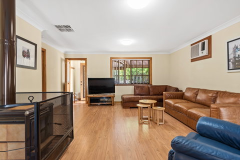 Century21 SouthCoast: Reef & Vines Port Noarlunga - Accommodation Mt Buller 1