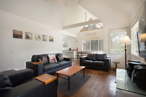 Hooked Inn Cottages - Accommodation Mt Buller 1