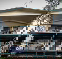 Page Drive Blanchetown  -River Shack Rentals - Accommodation Mt Buller