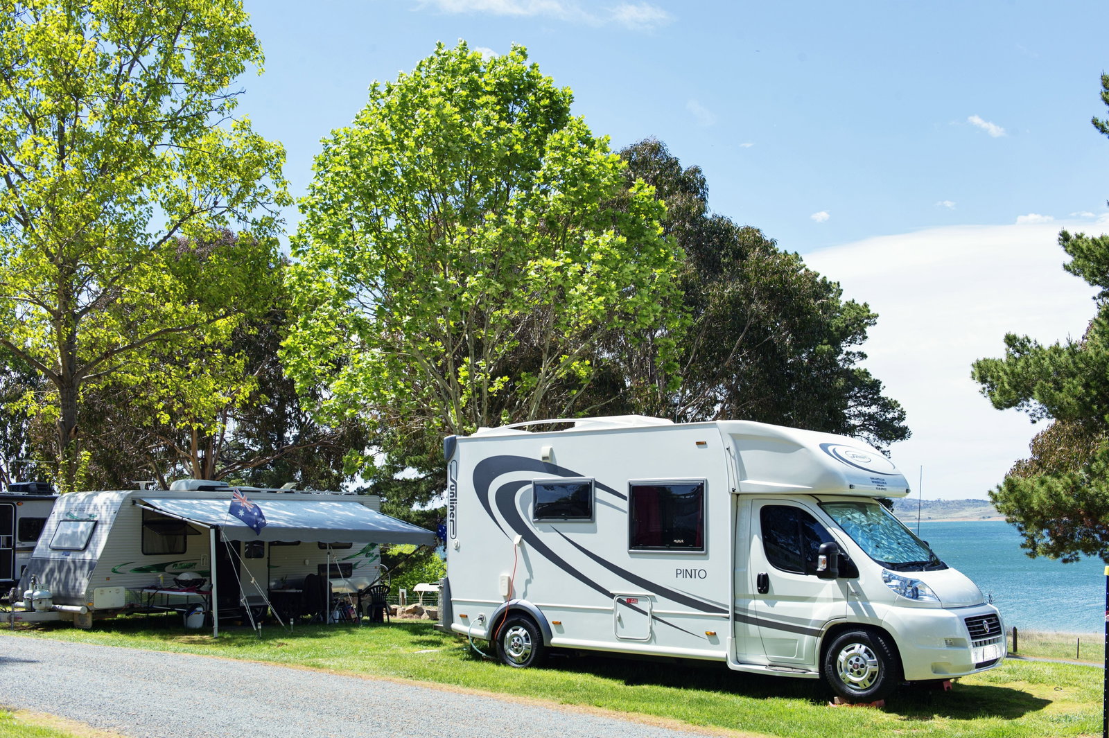 Old Adaminaby NSW Accommodation Mt buller