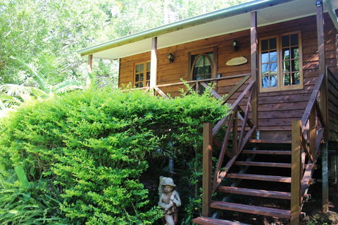 Sunshine Valley Cottages - Accommodation Mt Buller 0