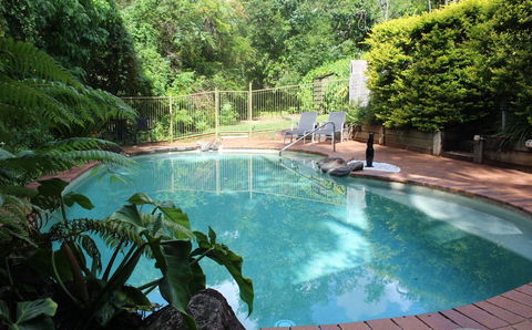 Sunshine Valley Cottages - Accommodation Mt Buller 2