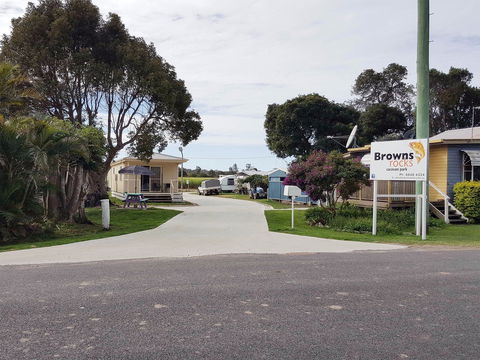 Browns Rocks Caravan Park - Accommodation Mt Buller 0