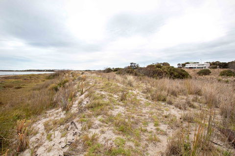 Coorong Aurora - Breathtaking Waterfront Escape - Accommodation Mt Buller 1