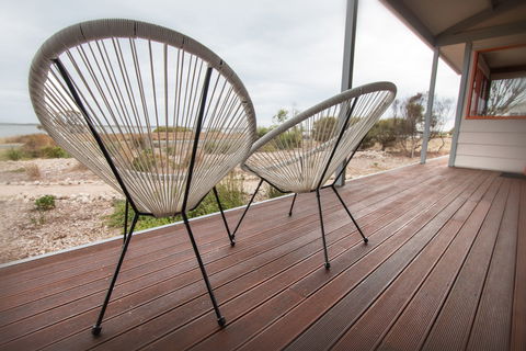 Coorong Aurora - Breathtaking Waterfront Escape - Accommodation Mt Buller 2
