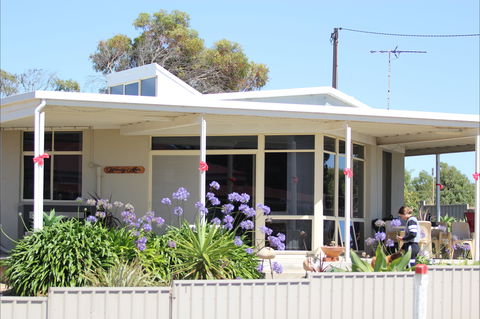 Deckadence Seafront - Accommodation Mt Buller 0