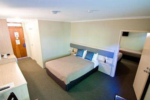 Lakeview Hotel Motel - Accommodation Mt Buller 2