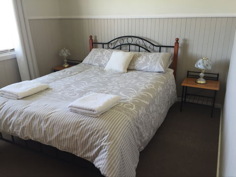 Riverland Holiday Cottage - Accommodation Mt Buller 1