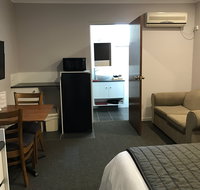 Roydons Motor Inn - Accommodation Mt Buller