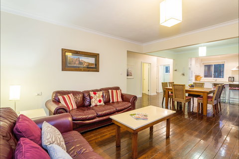 Serenity Halls Gap - Accommodation Mt Buller 2