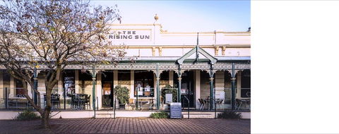 The Rising Sun Hotel - Accommodation Mt Buller 0