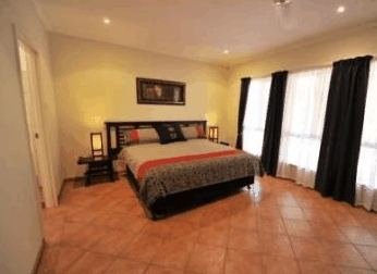 Ochre Moon - thumb 2