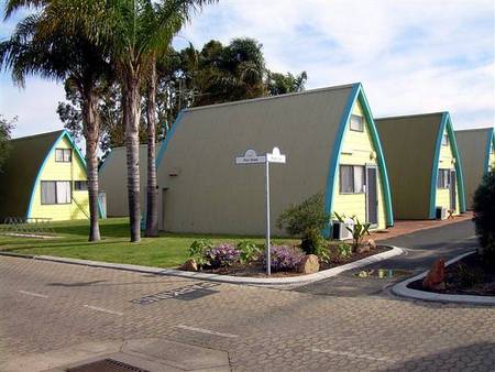 Bunbury Village - Accommodation Mt Buller 1