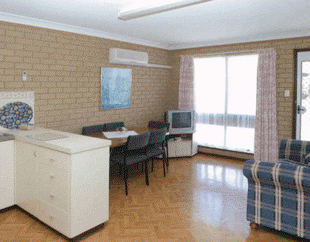 Port Denison Holiday Units - Accommodation Mt Buller 1