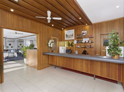 Byer Fountain Motor Inn And Restaurant - Accommodation Mt Buller 1