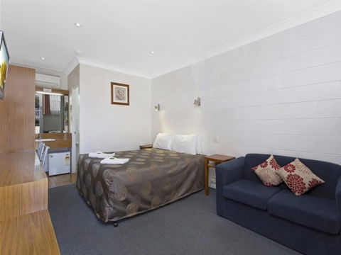 Byer Fountain Motor Inn And Restaurant - Accommodation Mt Buller 2