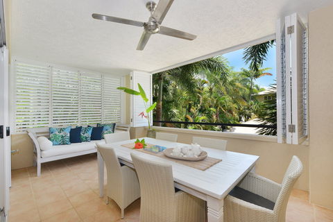 Cayman Villas Port Douglas - Accommodation Mt Buller 2