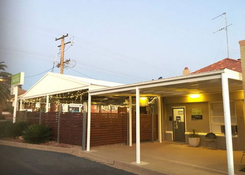 Court Street Motel - Accommodation Mt Buller 2