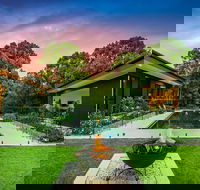 Friday Sabai - Accommodation Mt Buller