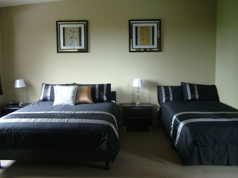 Sacred Mountain Retreat - Accommodation Mt buller 0