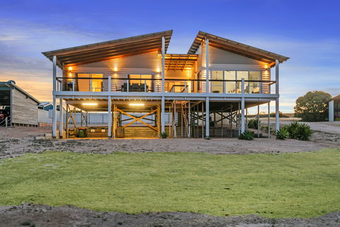 Sceale Bay Seaview Escape - Accommodation Mt Buller 0