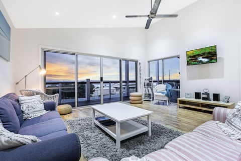 Sceale Bay Seaview Escape - Accommodation Mt Buller 2
