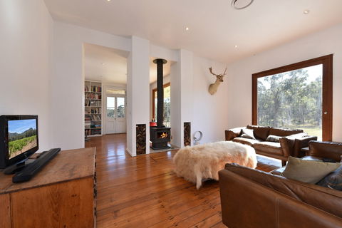 The Parson's Retreat - Accommodation Mt Buller 0