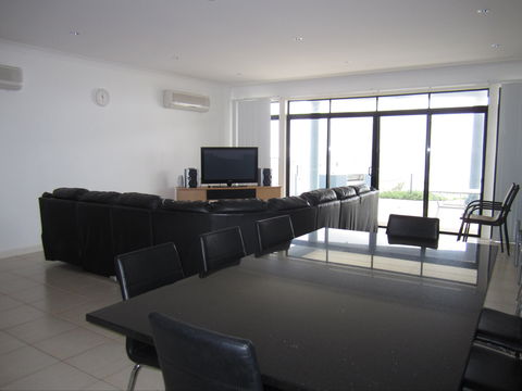 The Waterfront Starfish - Accommodation Mt Buller 0