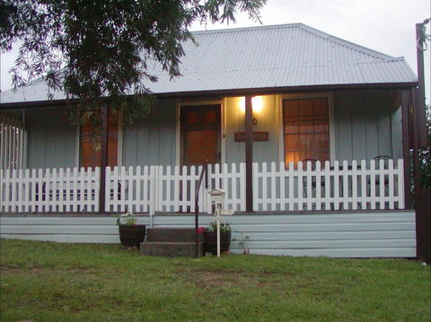Tinonee Cottages - Accommodation Mt Buller 0