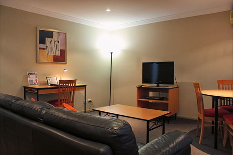 Wollongong Serviced Apartments - Accommodation Mt Buller 2