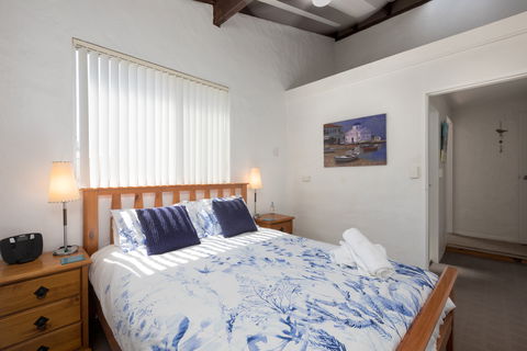 Absolute Oceanfront Cottage - Accommodation Mt Buller 1