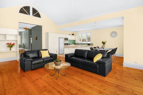 Adelaide Style Accommodation-City And Beach Luxury Home - Accommodation Mt Buller 0