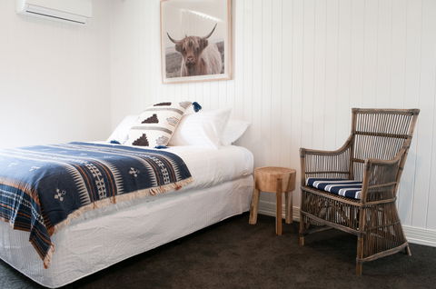 Anchor Geelong - Accommodation Mt Buller 0