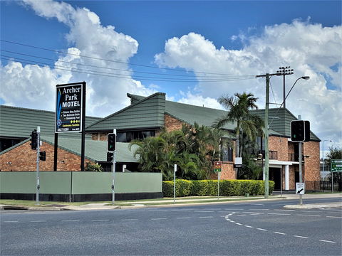 Archer Park Motel - Accommodation Mt Buller 1