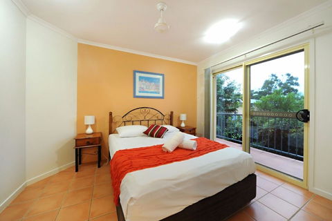 At Beach Court Holiday Villas - Accommodation Mt Buller 2