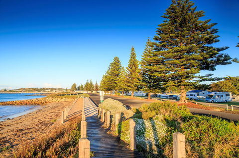Beachport Caravan Park - Accommodation Mt Buller 0