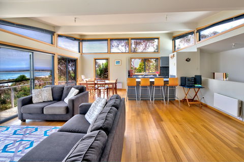 Beachcomber House - Accommodation Mt Buller 0