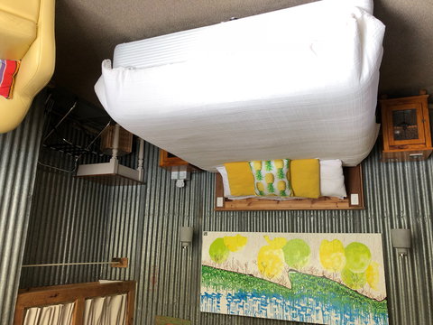 Bed In A Shed Unique Vineyard Accommodation - Accommodation Mt Buller 1